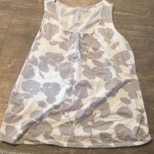 Nice flower pattern grey and white tank top